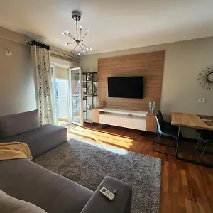 Apartment Kalpazo Skanderbeg Square, Tirana
